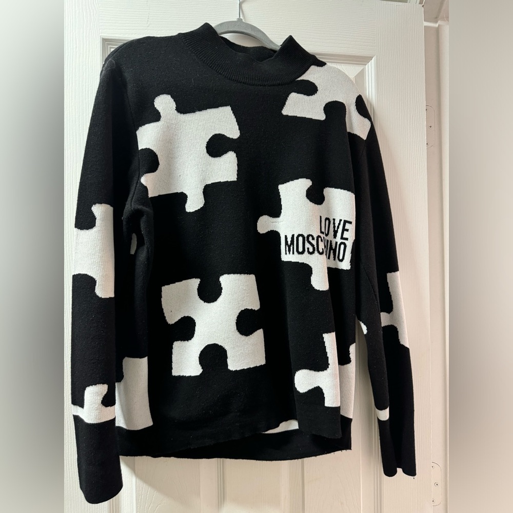 Moschino Sweater